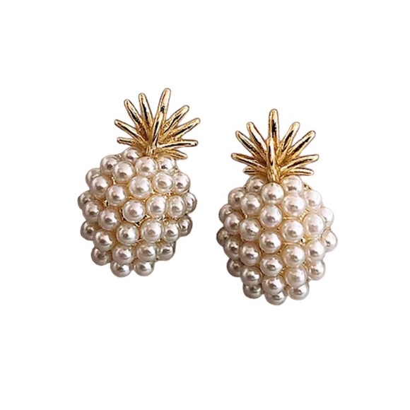 Faux Pearl Gold Pineapple Earrings - Picture 1 of 3